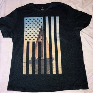 Men’s Banana Republic XL Graphic Tee